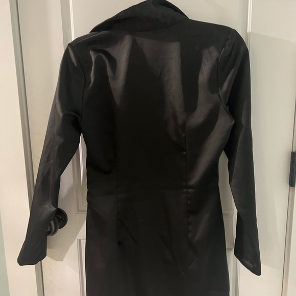 Zara Black Ruched Button Dress - Picture 2 of 3